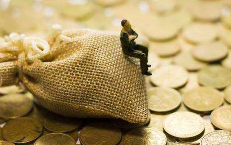 网贷7000元要还36万：年轻人，这四样东西千万不能碰