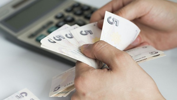 洋钱罐怎么打款那么慢？72小时还没下款之后还会放吗？