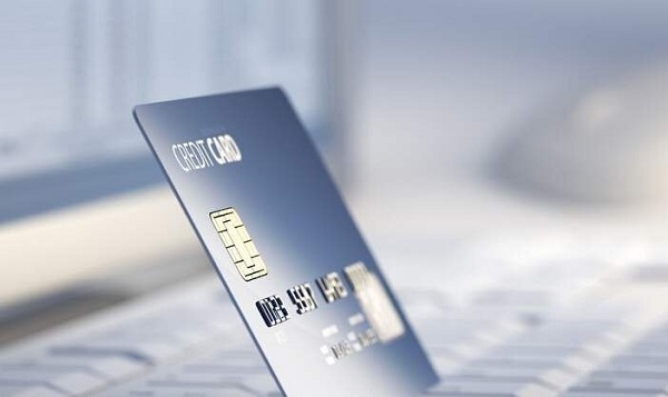 怎么知道信用卡逾期有没有上征信？信用卡逾期上征信会通知本人吗？