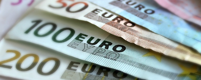 钱放银行卡多久不算快进快出 最少要放多久