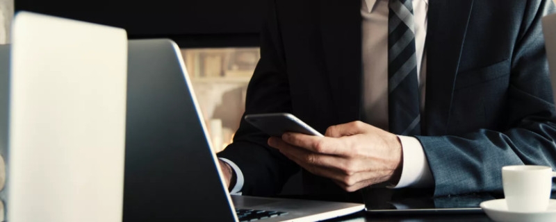 大盘大跌时买什么避险 投资者买什么比较好