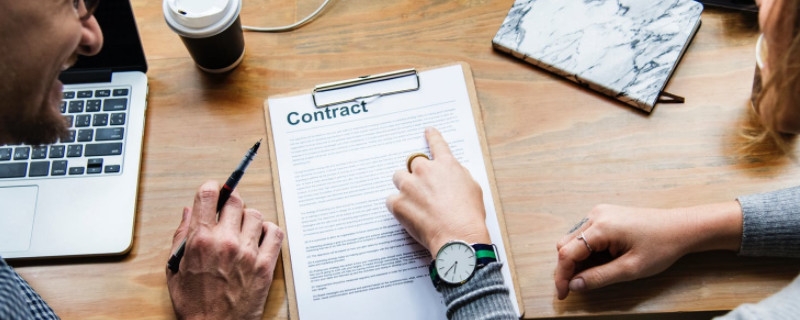 无量跌停和放量跌停哪个好 需要结合股票市场分析